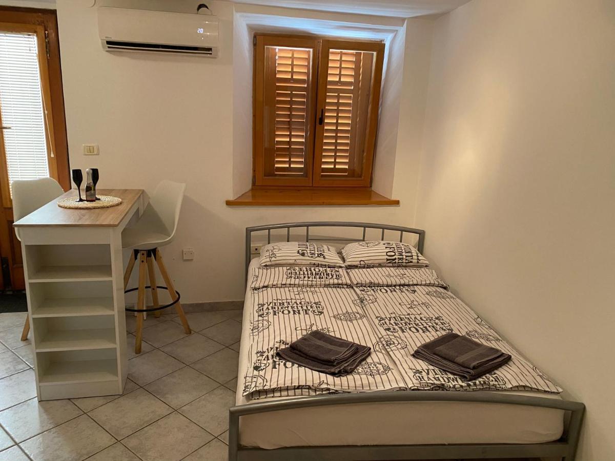 Apartment Rey Piran Eksteriør billede